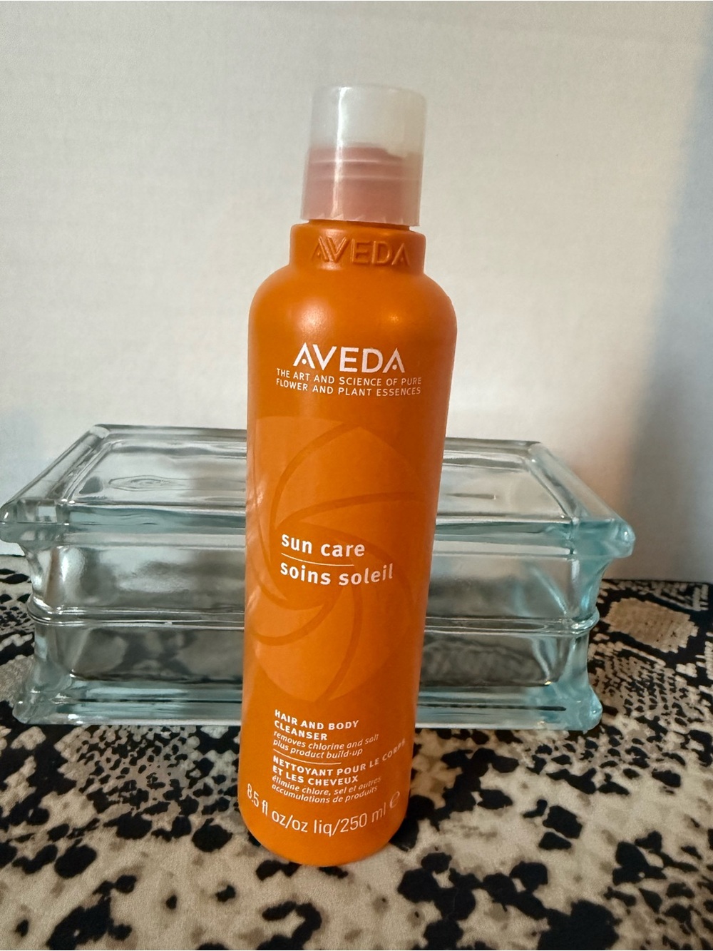 AVEDA Sun Care Hair & Body Cleanser — Bright Orange Bottle